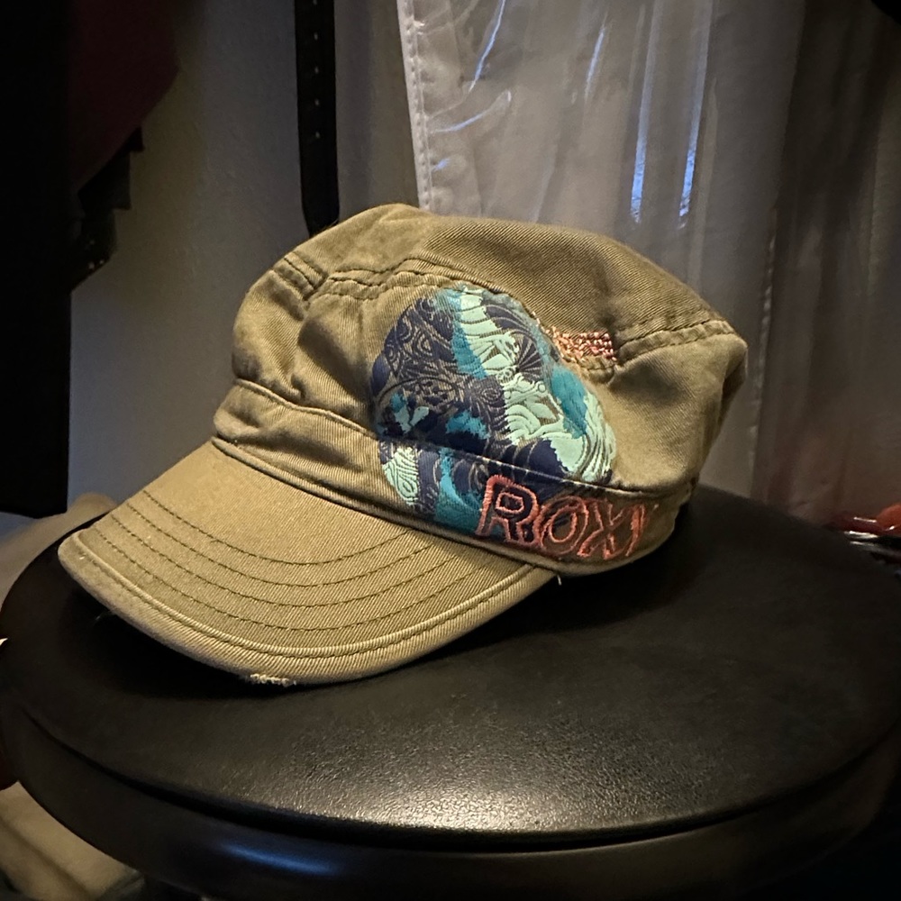 Roxy hat